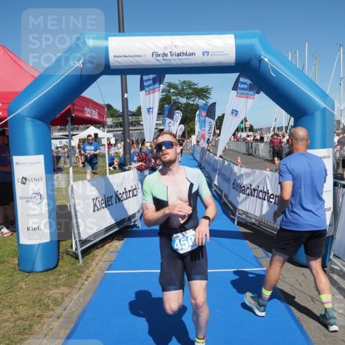 17.08.2025 - KN Förde Triathlon 2025 MichiJ http://msf.ph/oto/8592782 17.08.2025 13:52:41 Laufen 450 meine-sportfotos.de