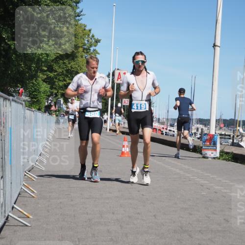 17.08.2025 - KN Förde Triathlon 2025 KatJ http://msf.ph/oto/8592803 17.08.2025 13:38:37 Laufen 415, 419, 460 meine-sportfotos.de