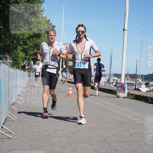17.08.2025 - KN Förde Triathlon 2025 KatJ http://msf.ph/oto/8592833 17.08.2025 13:38:37 Laufen 415, 419, 460 meine-sportfotos.de