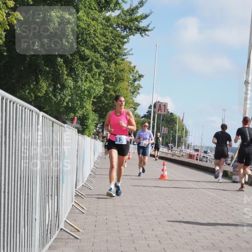 17.08.2025 - KN Förde Triathlon 2025 KatJ http://msf.ph/oto/8592841 17.08.2025 10:20:26 Laufen 106, 110, 135, 192 meine-sportfotos.de