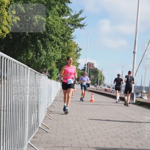 17.08.2025 - KN Förde Triathlon 2025 KatJ http://msf.ph/oto/8592853 17.08.2025 10:20:26 Laufen 106, 110, 135, 192 meine-sportfotos.de