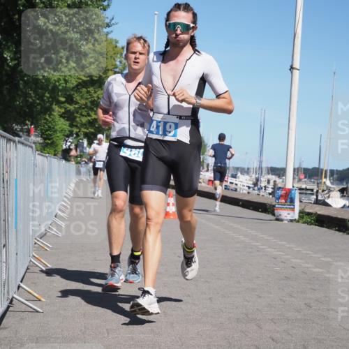 17.08.2025 - KN Förde Triathlon 2025 KatJ http://msf.ph/oto/8592862 17.08.2025 13:38:38 Laufen 415, 419, 460 meine-sportfotos.de