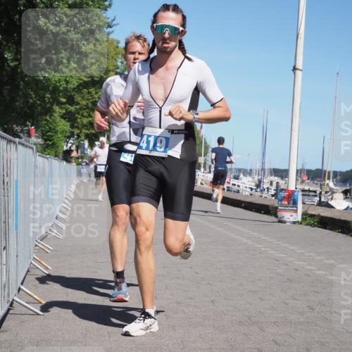 17.08.2025 - KN Förde Triathlon 2025 KatJ http://msf.ph/oto/8592869 17.08.2025 13:38:38 Laufen 415, 419, 460 meine-sportfotos.de