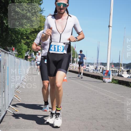 17.08.2025 - KN Förde Triathlon 2025 KatJ http://msf.ph/oto/8592875 17.08.2025 13:38:38 Laufen 415, 419, 460 meine-sportfotos.de