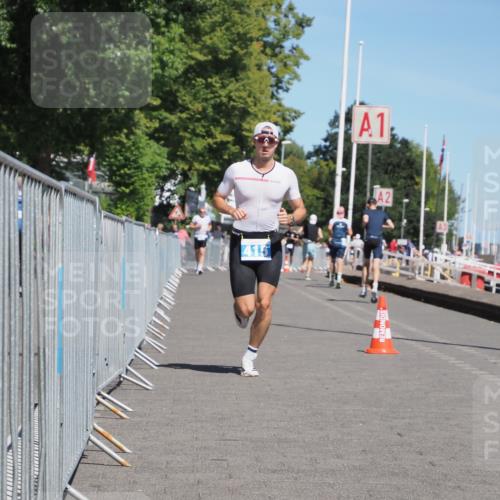 17.08.2025 - KN Förde Triathlon 2025 KatJ http://msf.ph/oto/8592900 17.08.2025 13:38:42 Laufen 415, 460 meine-sportfotos.de