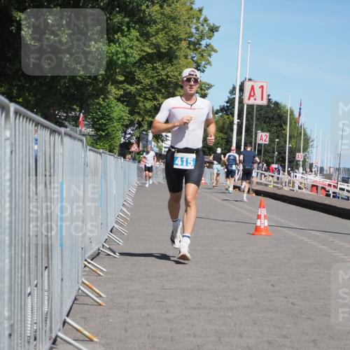 17.08.2025 - KN Förde Triathlon 2025 KatJ http://msf.ph/oto/8592929 17.08.2025 13:38:43 Laufen 415 meine-sportfotos.de