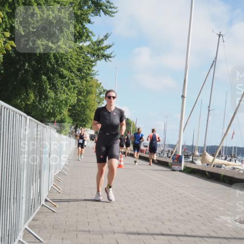 17.08.2025 - KN Förde Triathlon 2025 KatJ http://msf.ph/oto/8592955 17.08.2025 10:20:33 Laufen 106, 139, 185, 192 meine-sportfotos.de