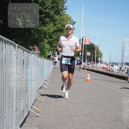 17.08.2025 - KN Förde Triathlon 2025 KatJ http://msf.ph/oto/8592970 17.08.2025 13:38:44 Laufen 415 meine-sportfotos.de