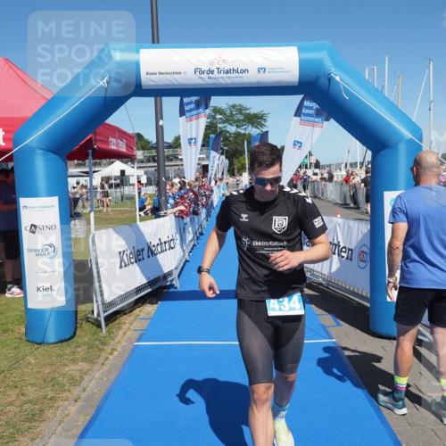 17.08.2025 - KN Förde Triathlon 2025 MichiJ http://msf.ph/oto/8593000 17.08.2025 13:52:48 Laufen 434 meine-sportfotos.de