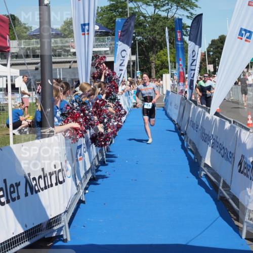 17.08.2025 - KN Förde Triathlon 2025 MichiJ http://msf.ph/oto/8593010 17.08.2025 13:52:56 Laufen 442 meine-sportfotos.de