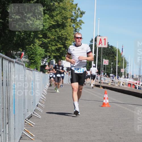 17.08.2025 - KN Förde Triathlon 2025 KatJ http://msf.ph/oto/8593031 17.08.2025 13:38:59 Laufen 544 meine-sportfotos.de