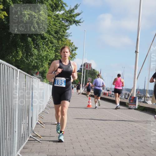 17.08.2025 - KN Förde Triathlon 2025 KatJ http://msf.ph/oto/8593032 17.08.2025 10:20:39 Laufen 139, 157, 185 meine-sportfotos.de