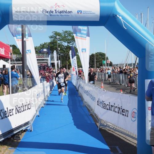 17.08.2025 - KN Förde Triathlon 2025 MichiJ http://msf.ph/oto/8593091 17.08.2025 12:00:13 Laufen 267, 269 meine-sportfotos.de