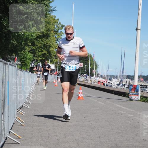 17.08.2025 - KN Förde Triathlon 2025 KatJ http://msf.ph/oto/8593093 17.08.2025 13:39:01 Laufen 434, 446, 544 meine-sportfotos.de