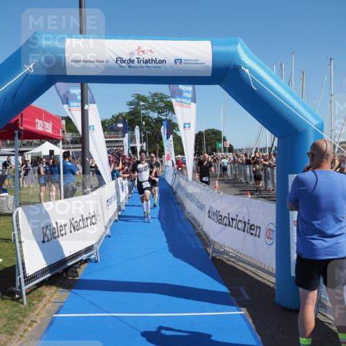 17.08.2025 - KN Förde Triathlon 2025 MichiJ http://msf.ph/oto/8593114 17.08.2025 12:00:13 Laufen 267, 269 meine-sportfotos.de