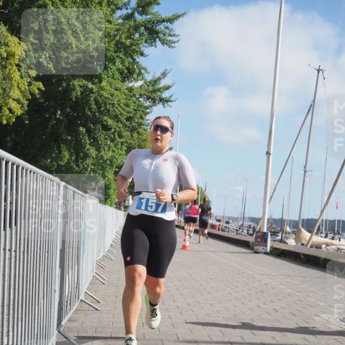 17.08.2025 - KN Förde Triathlon 2025 KatJ http://msf.ph/oto/8593117 17.08.2025 10:20:44 Laufen 139, 140, 157, 240 meine-sportfotos.de