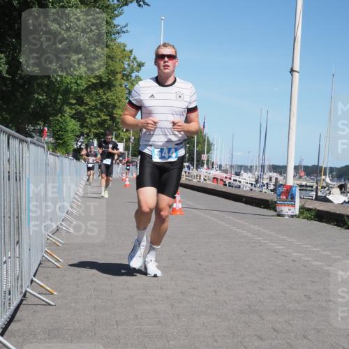 17.08.2025 - KN Förde Triathlon 2025 KatJ http://msf.ph/oto/8593128 17.08.2025 13:39:01 Laufen 434, 446, 544 meine-sportfotos.de