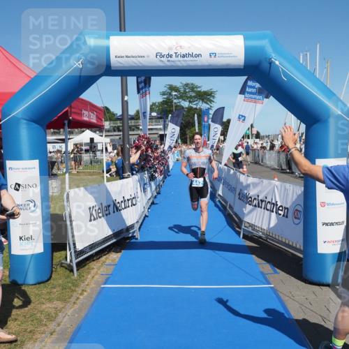 17.08.2025 - KN Förde Triathlon 2025 MichiJ http://msf.ph/oto/8593130 17.08.2025 13:52:59 Laufen 442 meine-sportfotos.de