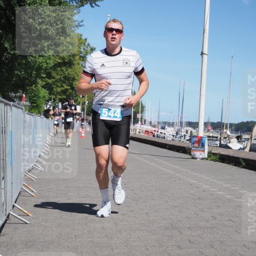17.08.2025 - KN Förde Triathlon 2025 KatJ http://msf.ph/oto/8593146 17.08.2025 13:39:02 Laufen 434, 446, 544 meine-sportfotos.de