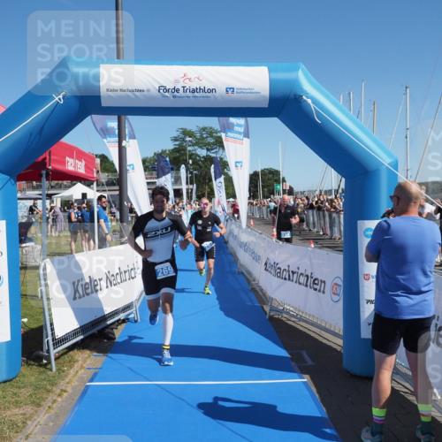 17.08.2025 - KN Förde Triathlon 2025 MichiJ http://msf.ph/oto/8593190 17.08.2025 12:00:15 Laufen 267, 269 meine-sportfotos.de
