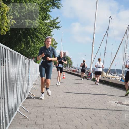 17.08.2025 - KN Förde Triathlon 2025 KatJ http://msf.ph/oto/8593243 17.08.2025 10:20:49 Laufen 140, 158, 240 meine-sportfotos.de