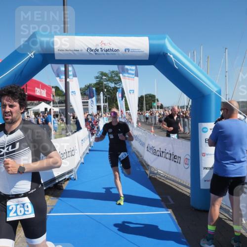 17.08.2025 - KN Förde Triathlon 2025 MichiJ http://msf.ph/oto/8593251 17.08.2025 12:00:16 Laufen 267, 269 meine-sportfotos.de