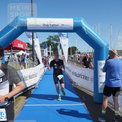 17.08.2025 - KN Förde Triathlon 2025 MichiJ http://msf.ph/oto/8593258 17.08.2025 12:00:16 Laufen 267, 269 meine-sportfotos.de