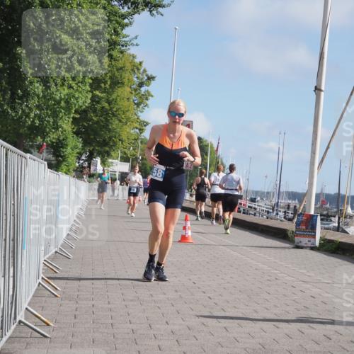 17.08.2025 - KN Förde Triathlon 2025 KatJ http://msf.ph/oto/8593323 17.08.2025 10:20:55 Laufen 140, 158 meine-sportfotos.de