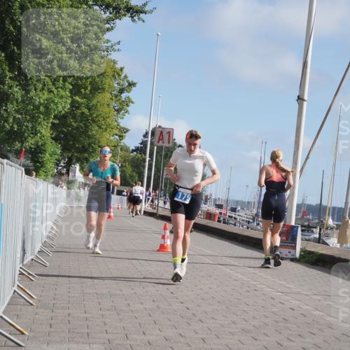17.08.2025 - KN Förde Triathlon 2025 KatJ http://msf.ph/oto/8593399 17.08.2025 10:21:04 Laufen 179, 220 meine-sportfotos.de