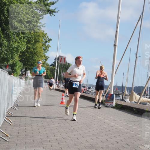 17.08.2025 - KN Förde Triathlon 2025 KatJ http://msf.ph/oto/8593415 17.08.2025 10:21:04 Laufen 179, 220 meine-sportfotos.de
