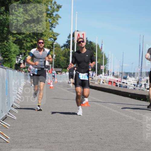 17.08.2025 - KN Förde Triathlon 2025 KatJ http://msf.ph/oto/8593501 17.08.2025 13:39:23 Laufen 471, 502 meine-sportfotos.de