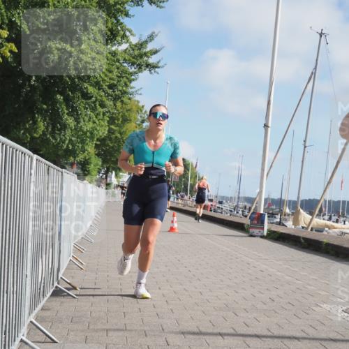 17.08.2025 - KN Förde Triathlon 2025 KatJ http://msf.ph/oto/8593520 17.08.2025 10:21:07 Laufen 179, 220 meine-sportfotos.de