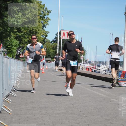 17.08.2025 - KN Förde Triathlon 2025 KatJ http://msf.ph/oto/8593524 17.08.2025 13:39:23 Laufen 471, 502 meine-sportfotos.de