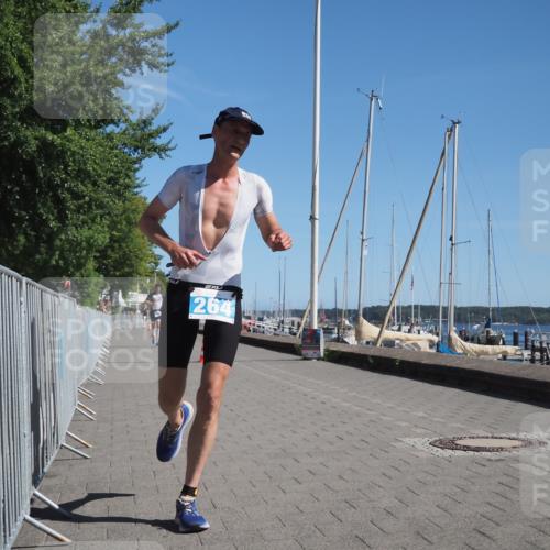 17.08.2025 - KN Förde Triathlon 2025 KatJ http://msf.ph/oto/8593529 17.08.2025 11:37:51 Laufen 264, 269 meine-sportfotos.de