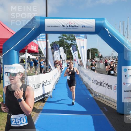 17.08.2025 - KN Förde Triathlon 2025 MichiJ http://msf.ph/oto/8593541 17.08.2025 10:37:03 Laufen 185, 202, 250 meine-sportfotos.de