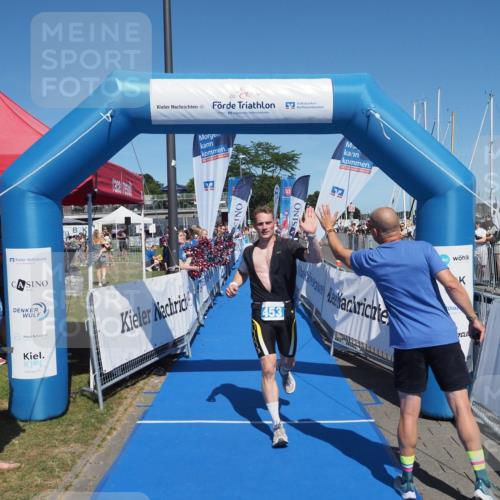 17.08.2025 - KN Förde Triathlon 2025 MichiJ http://msf.ph/oto/8593579 17.08.2025 13:53:37 Laufen 453, 475 meine-sportfotos.de