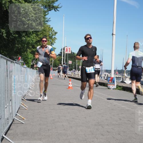 17.08.2025 - KN Förde Triathlon 2025 KatJ http://msf.ph/oto/8593585 17.08.2025 13:39:25 Laufen 471, 502 meine-sportfotos.de