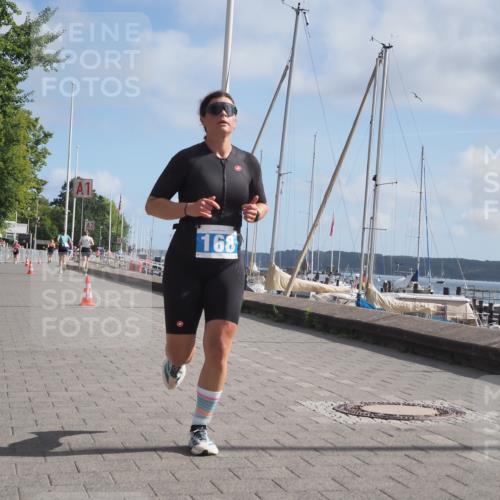 17.08.2025 - KN Förde Triathlon 2025 KatJ http://msf.ph/oto/8593679 17.08.2025 10:21:25 Laufen 168 meine-sportfotos.de