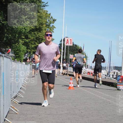 17.08.2025 - KN Förde Triathlon 2025 KatJ http://msf.ph/oto/8593688 17.08.2025 13:39:34 Laufen 504 meine-sportfotos.de