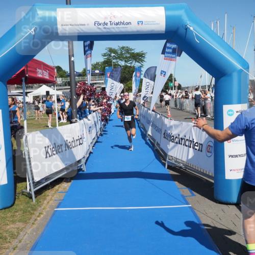17.08.2025 - KN Förde Triathlon 2025 MichiJ http://msf.ph/oto/8593725 17.08.2025 13:54:07 Laufen 437, 513 meine-sportfotos.de