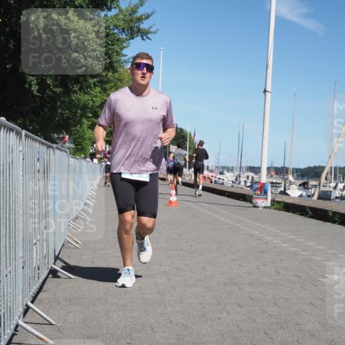 17.08.2025 - KN Förde Triathlon 2025 KatJ http://msf.ph/oto/8593742 17.08.2025 13:39:36 Laufen 504 meine-sportfotos.de