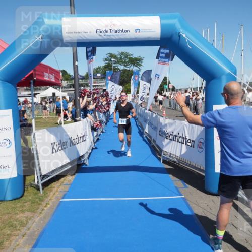 17.08.2025 - KN Förde Triathlon 2025 MichiJ http://msf.ph/oto/8593745 17.08.2025 13:54:08 Laufen 437, 513 meine-sportfotos.de