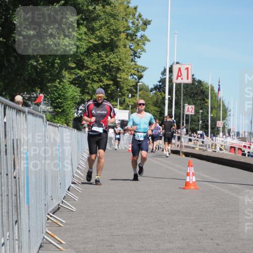 17.08.2025 - KN Förde Triathlon 2025 KatJ http://msf.ph/oto/8593769 17.08.2025 13:39:42 Laufen 412, 422 meine-sportfotos.de