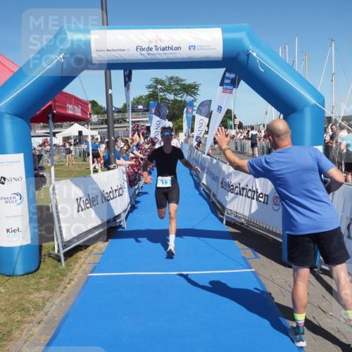 17.08.2025 - KN Förde Triathlon 2025 MichiJ http://msf.ph/oto/8593771 17.08.2025 13:54:08 Laufen 437, 513 meine-sportfotos.de