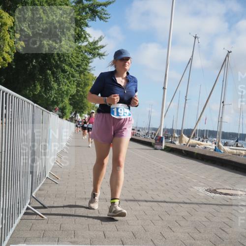 17.08.2025 - KN Förde Triathlon 2025 KatJ http://msf.ph/oto/8593774 17.08.2025 10:21:49 Laufen 120, 195, 250 meine-sportfotos.de