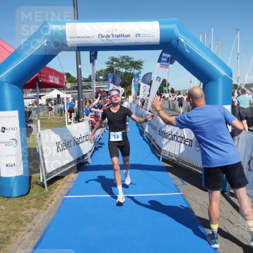 17.08.2025 - KN Förde Triathlon 2025 MichiJ http://msf.ph/oto/8593784 17.08.2025 13:54:08 Laufen 437, 513 meine-sportfotos.de