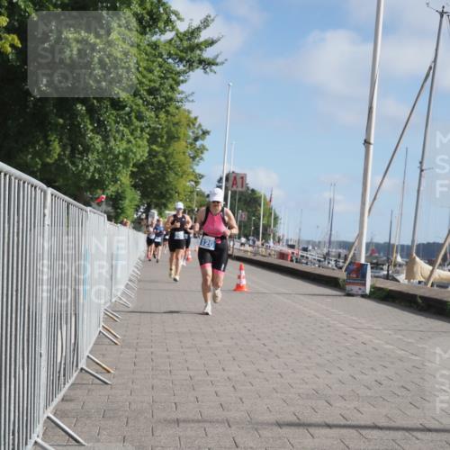 17.08.2025 - KN Förde Triathlon 2025 KatJ http://msf.ph/oto/8593791 17.08.2025 10:21:52 Laufen 120, 195, 250 meine-sportfotos.de