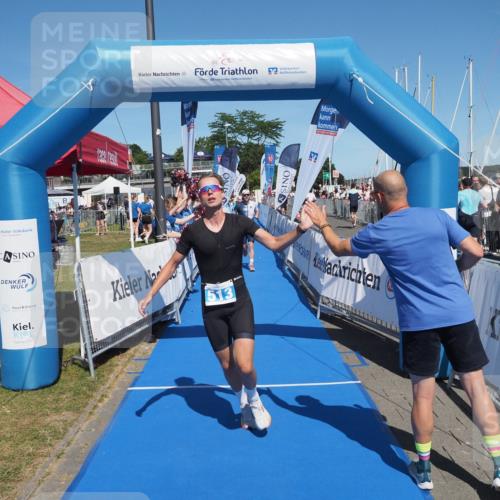 17.08.2025 - KN Förde Triathlon 2025 MichiJ http://msf.ph/oto/8593797 17.08.2025 13:54:09 Laufen 437, 513 meine-sportfotos.de