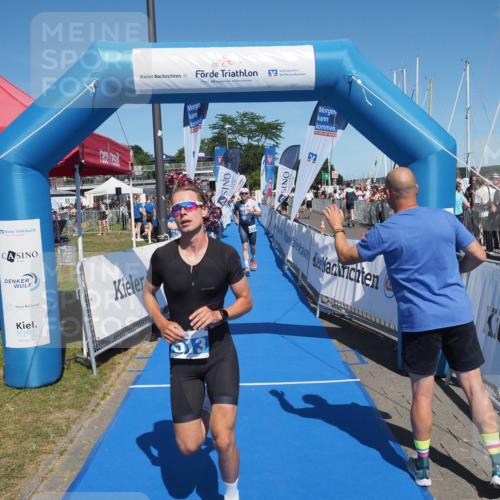 17.08.2025 - KN Förde Triathlon 2025 MichiJ http://msf.ph/oto/8593812 17.08.2025 13:54:09 Laufen 437, 513 meine-sportfotos.de
