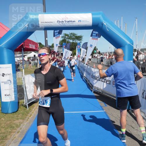 17.08.2025 - KN Förde Triathlon 2025 MichiJ http://msf.ph/oto/8593816 17.08.2025 13:54:09 Laufen 437, 513 meine-sportfotos.de